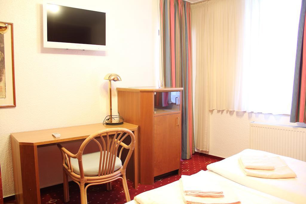 Wali'S Hotel Bielefeld Cameră foto